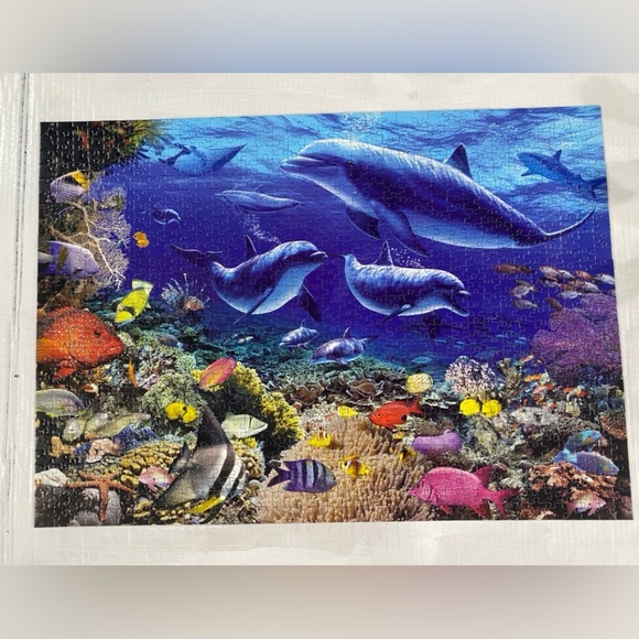 Ravensburger 1000 piece puzzle “Family of Dolphins” 2010 - Picture 8 of 8